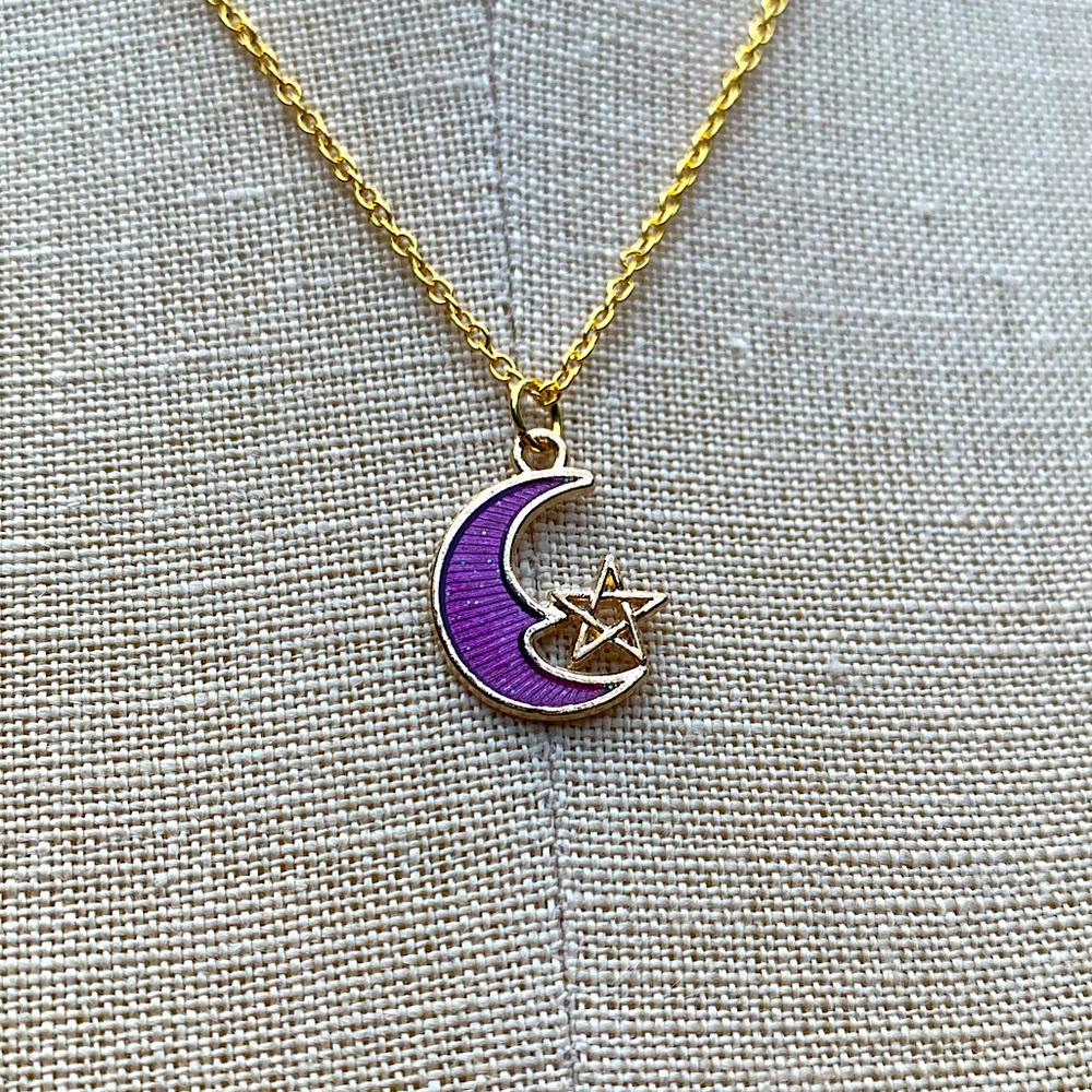 NWT Sterling Silver Plated Chain, Enamel Moon & Pentagram Star Alloy Metal Charm